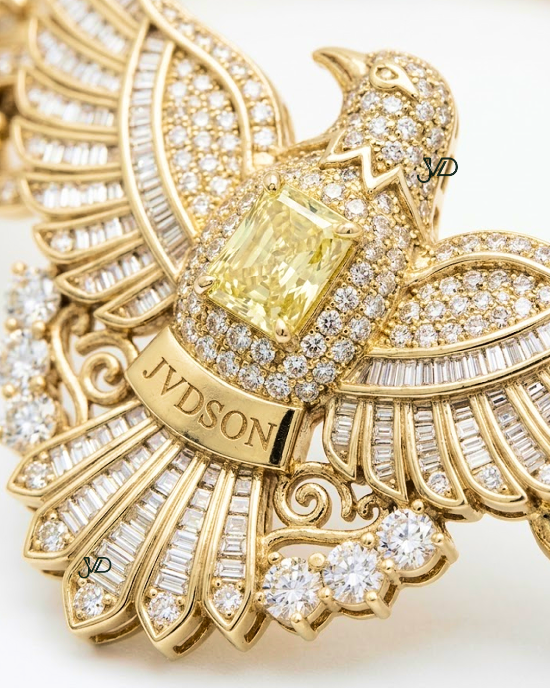 Iced Out Eagle Diamond Bracelet – 10KT Gold Hip Hop Luxury Statement Bracelet for Men thumbnail