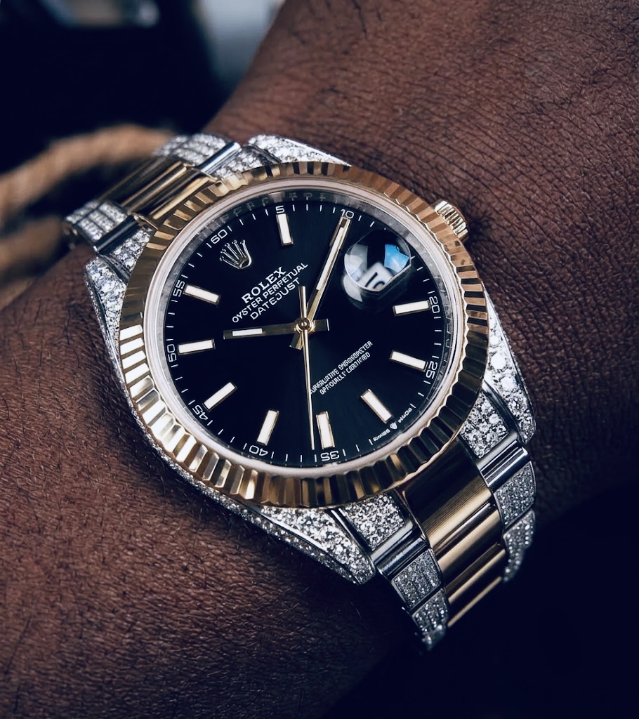 JVDSON Datejust 41 - Oystersteel & Yellow Gold - Oyster - Black Dial - Custom Diamond-Set thumbnail